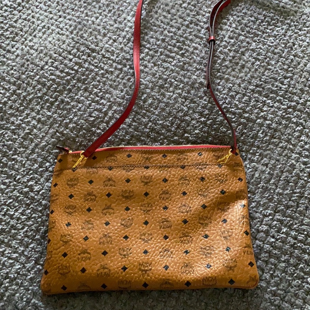 MCM WOC
